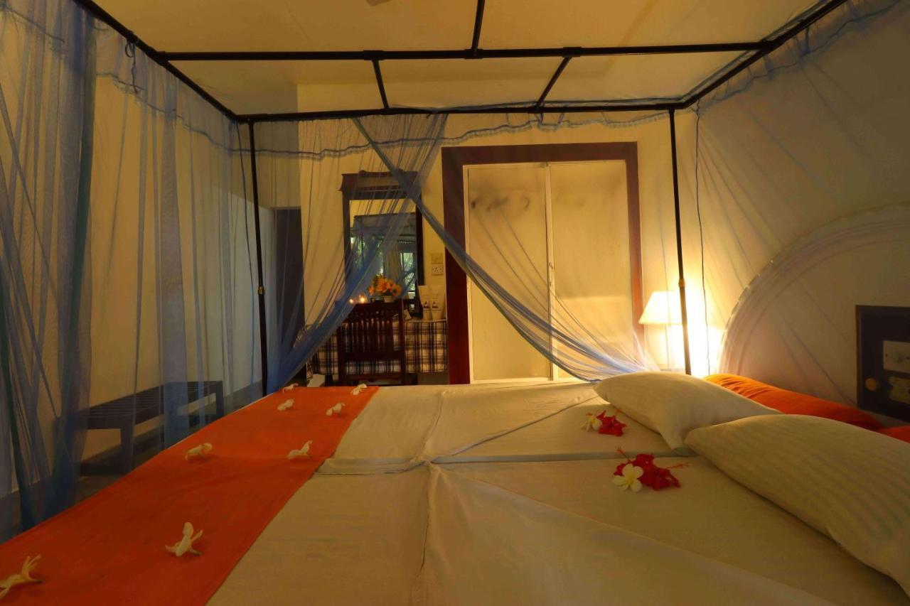 Hotel Susantha Garden Bentota Kültér fotó