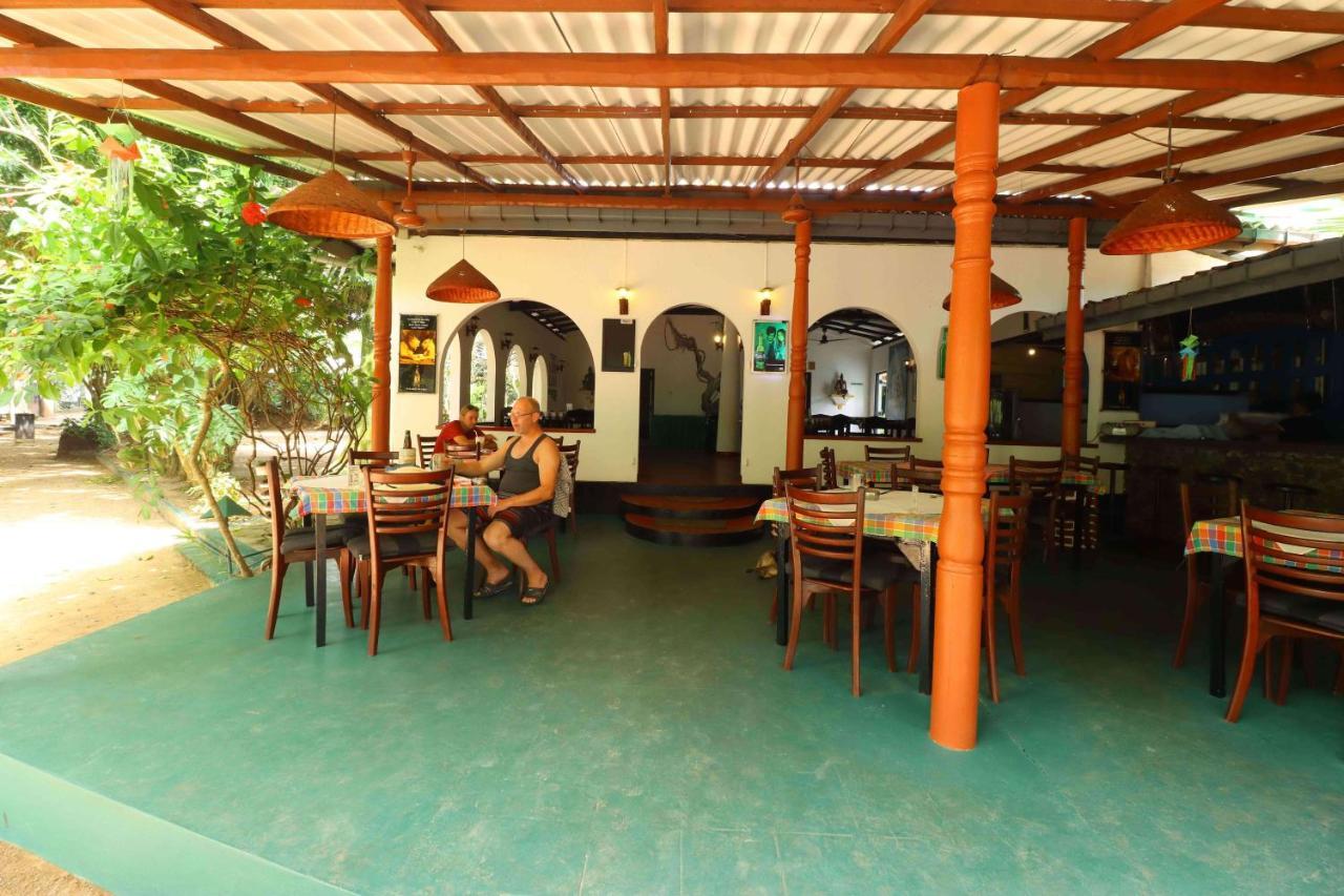 Hotel Susantha Garden Bentota Kültér fotó